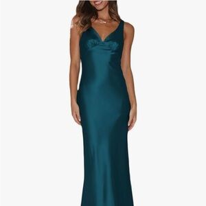 Elegant Teal Satin V-Neck Maxi Dress